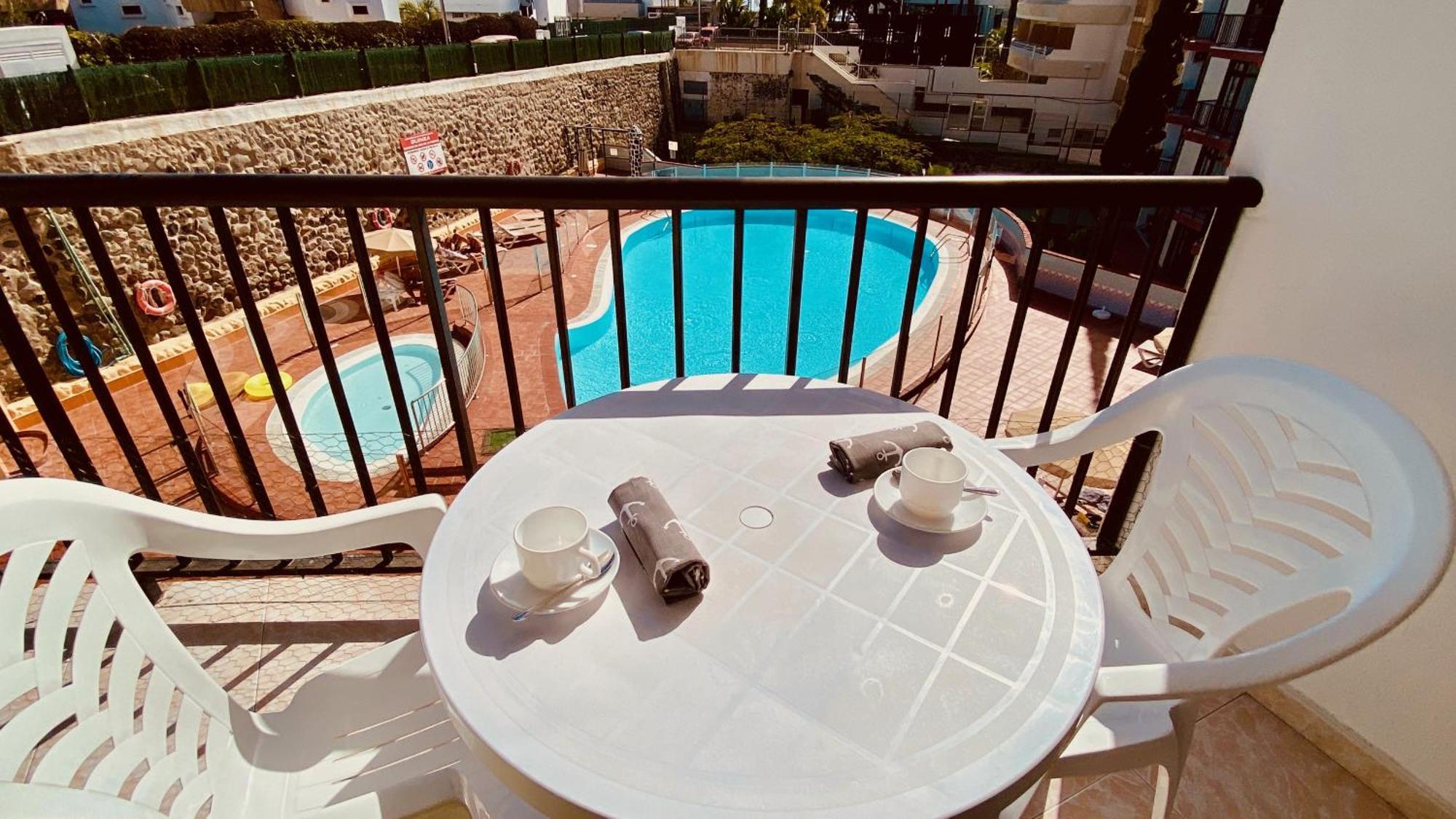 Sunny Apartment Near The Beach Плая дел Инглес Екстериор снимка