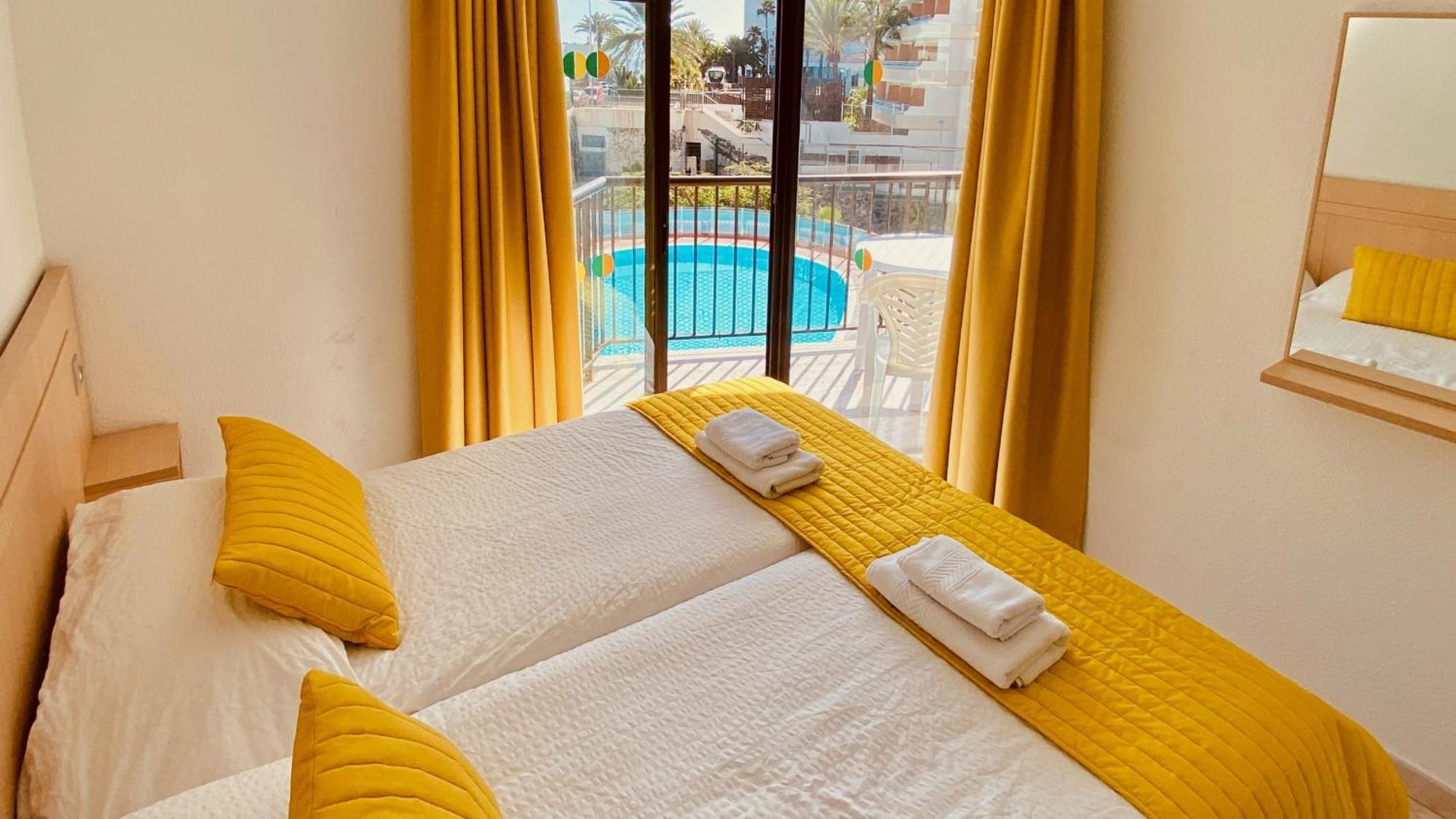 Sunny Apartment Near The Beach Плая дел Инглес Екстериор снимка